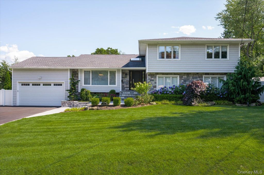 15 Pound Ridge Road, Plainview, NY 11803 — exterior