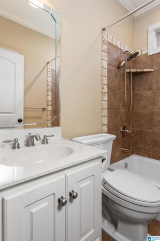 5001 GIHON CIRCLE, Trussville, AL 35235