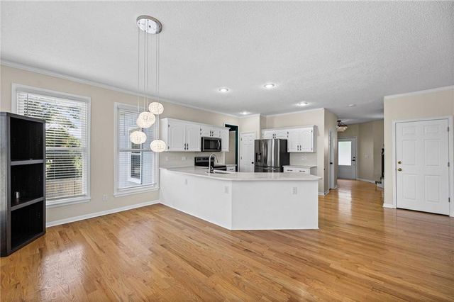 13001 Slater Street, Overland Park, KS 66213