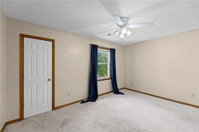 13001 Slater Street, Overland Park, KS 66213
