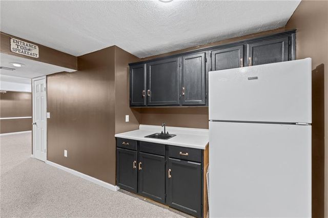 13001 Slater Street, Overland Park, KS 66213
