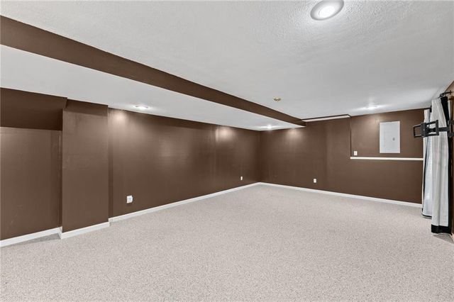 13001 Slater Street, Overland Park, KS 66213