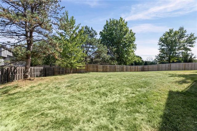 13001 Slater Street, Overland Park, KS 66213