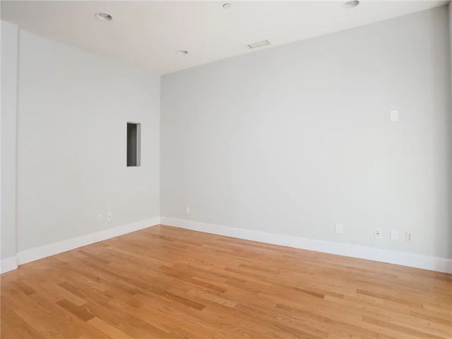 301 Kansas C, El Segundo, CA 90245