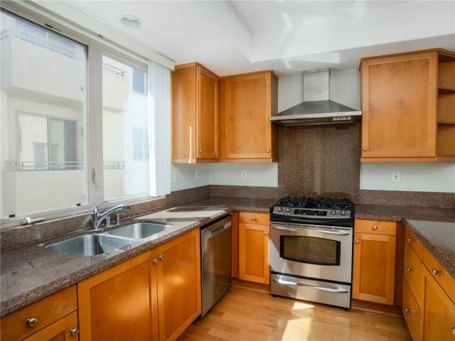 301 Kansas C, El Segundo, CA 90245