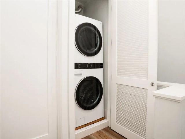 301 Kansas C, El Segundo, CA 90245