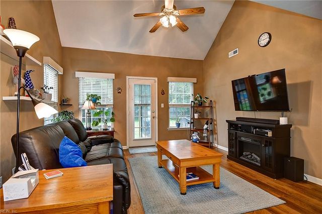 231 Fallawater WAY, Suffolk, VA 23434