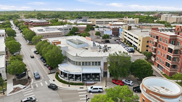 201 Park Ridge Boulevard, Southlake, TX 76092