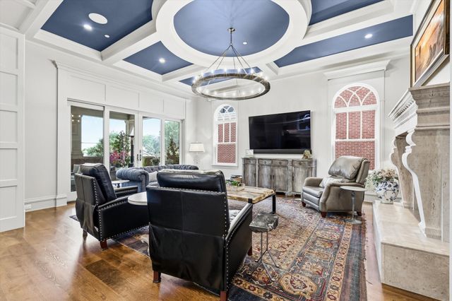 201 Park Ridge Boulevard, Southlake, TX 76092