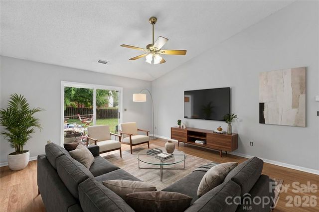 8455 Angwin Place, Charlotte, NC 28262