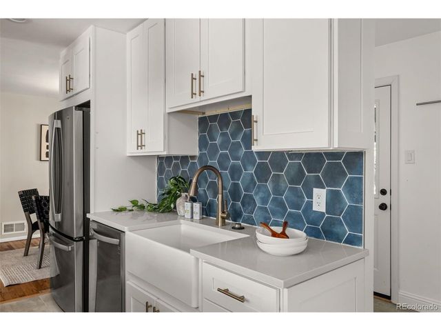 3201 S Glencoe St, Denver, CO 80222