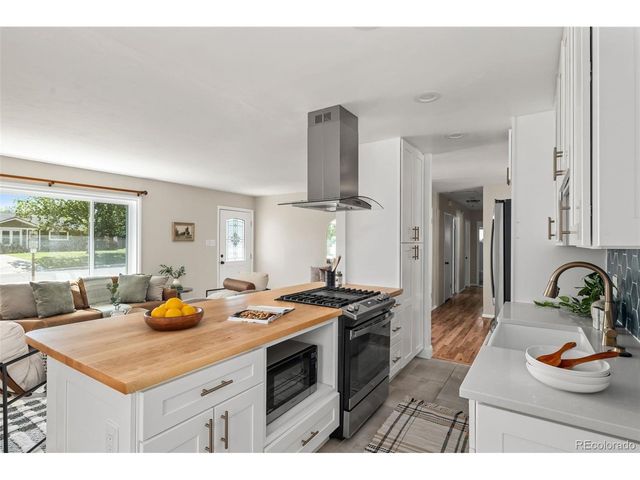 3201 S Glencoe St, Denver, CO 80222