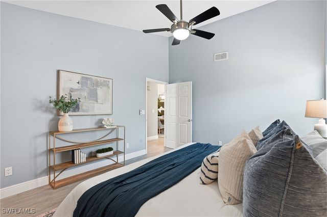 1429 Monarch CIR, Naples, FL 34116