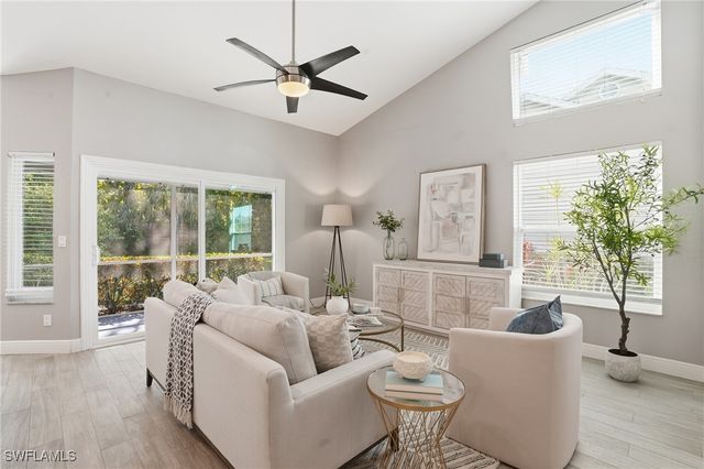 1429 Monarch CIR, Naples, FL 34116