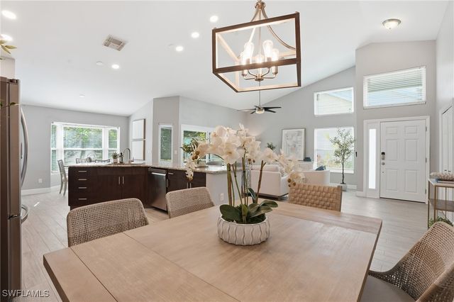 1429 Monarch CIR, Naples, FL 34116