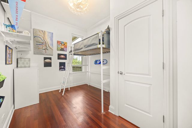 2142 W Bowler Street, Chicago, IL 60612