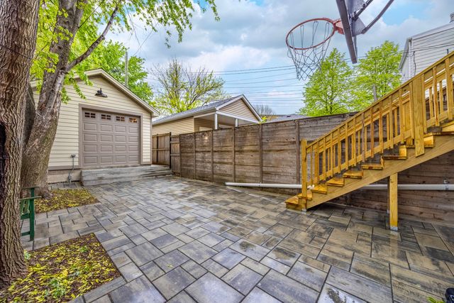 2142 W Bowler Street, Chicago, IL 60612