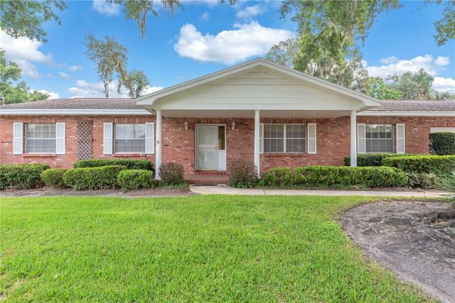 110 ASHBROOK DRIVE, Brandon, FL 33511