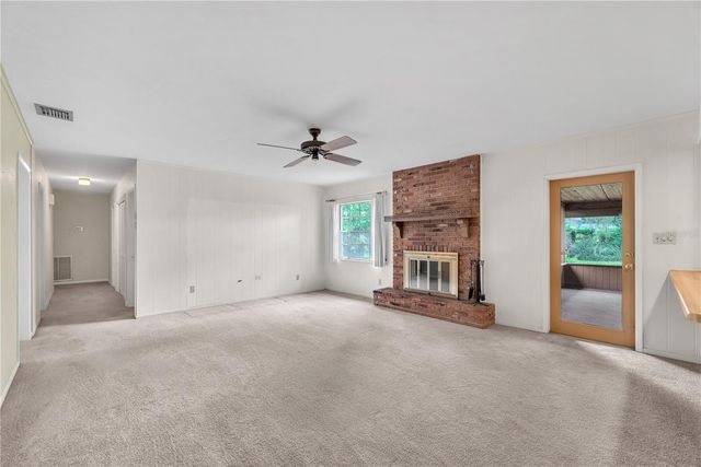 110 ASHBROOK DRIVE, Brandon, FL 33511