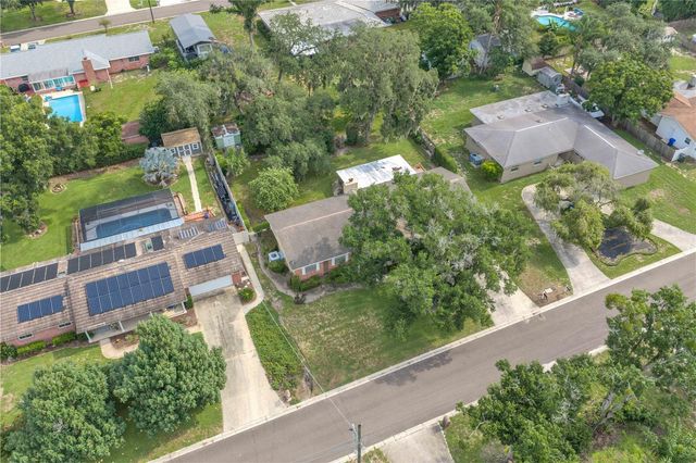 110 ASHBROOK DRIVE, Brandon, FL 33511