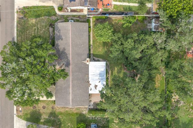 110 ASHBROOK DRIVE, Brandon, FL 33511