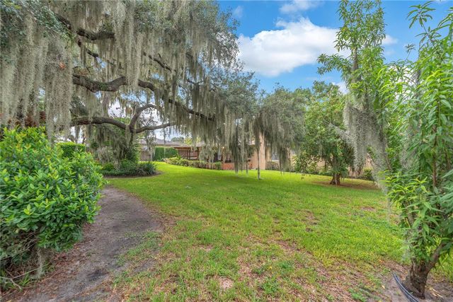 110 ASHBROOK DRIVE, Brandon, FL 33511