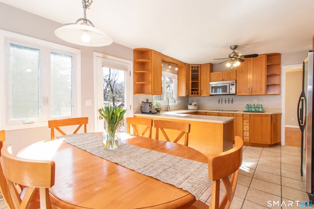 14 Watrous Lane, Woodbridge, CT 06525