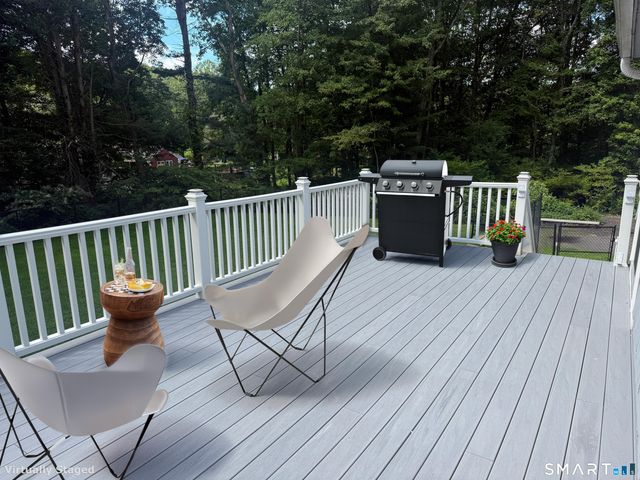 14 Watrous Lane, Woodbridge, CT 06525