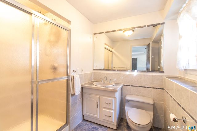 14 Watrous Lane, Woodbridge, CT 06525