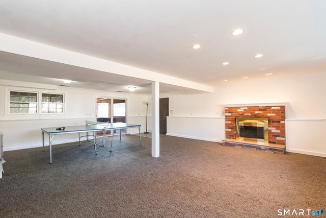 14 Watrous Lane, Woodbridge, CT 06525