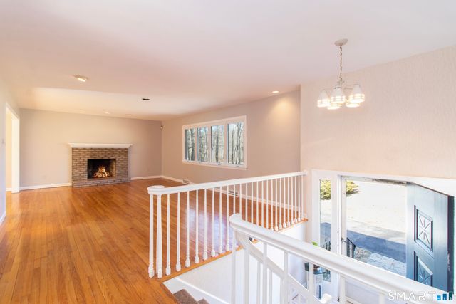 14 Watrous Lane, Woodbridge, CT 06525