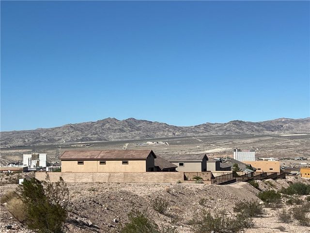 2709 Port Isabel Way, Bullhead City, AZ 86429