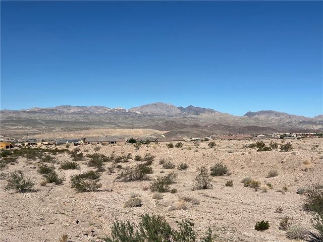 2709 Port Isabel Way, Bullhead City, AZ 86429