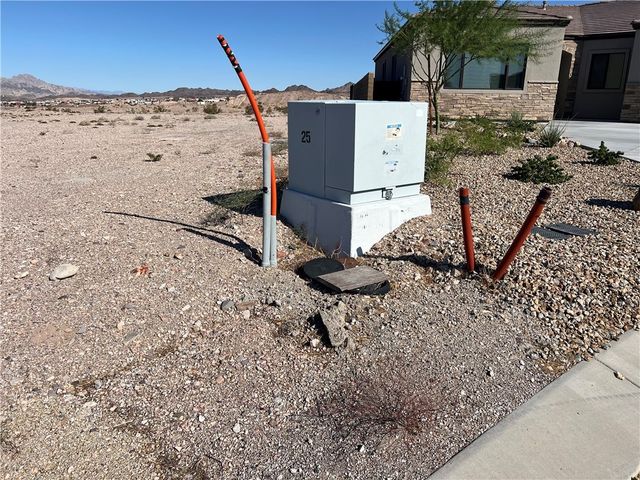 2709 Port Isabel Way, Bullhead City, AZ 86429