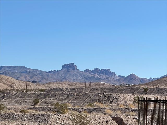 2709 Port Isabel Way, Bullhead City, AZ 86429