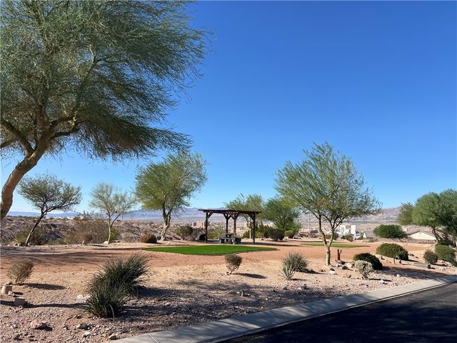 2709 Port Isabel Way, Bullhead City, AZ 86429