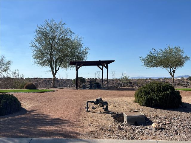 2709 Port Isabel Way, Bullhead City, AZ 86429