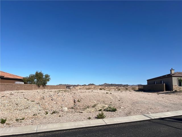 2709 Port Isabel Way, Bullhead City, AZ 86429