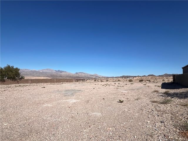 2709 Port Isabel Way, Bullhead City, AZ 86429