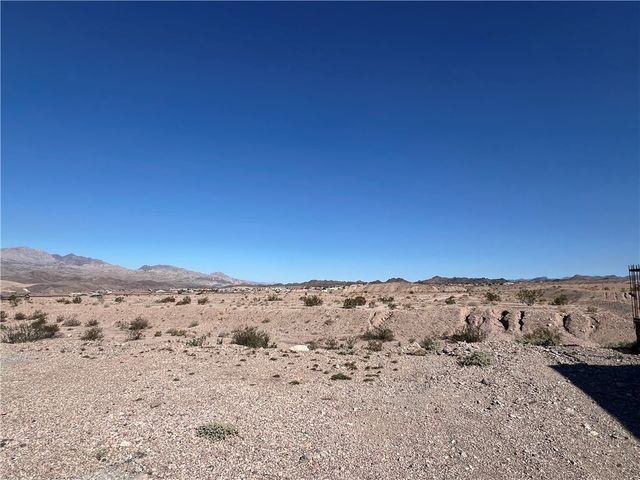 2709 Port Isabel Way, Bullhead City, AZ 86429