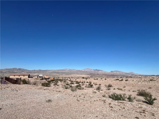 2709 Port Isabel Way, Bullhead City, AZ 86429