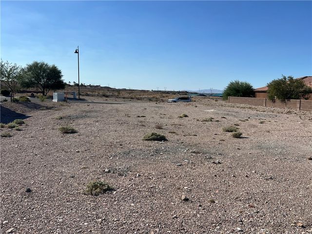 2709 Port Isabel Way, Bullhead City, AZ 86429
