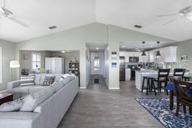 10574 98TH TERRACE, Seminole, FL 33772