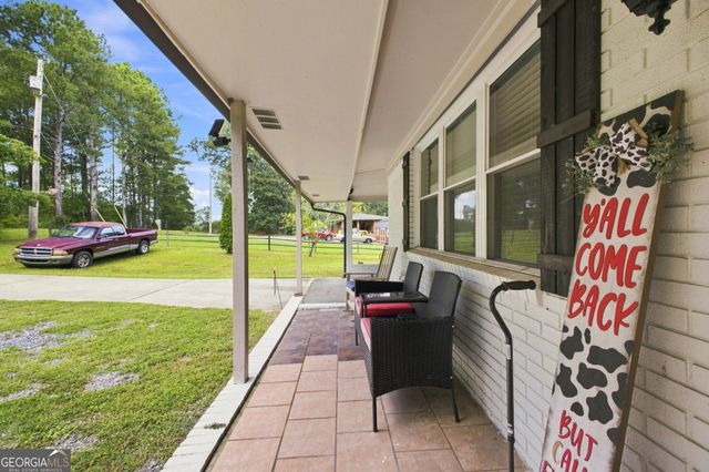 584 Church Road SW, Calhoun, GA 30701