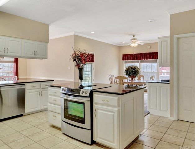 120 Pineapple Drive, Hot Springs, AR 71913
