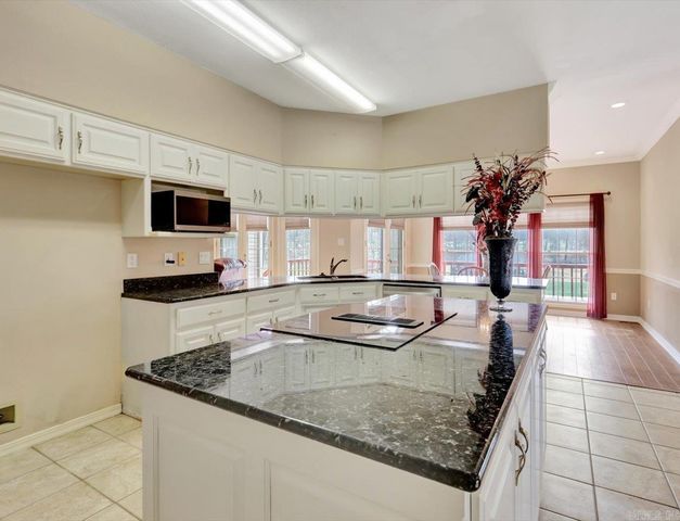120 Pineapple Drive, Hot Springs, AR 71913
