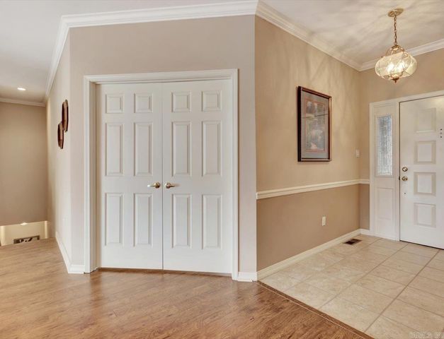 120 Pineapple Drive, Hot Springs, AR 71913