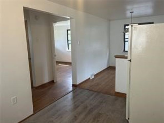 218 Bronx Ave 1, West View, PA 15229