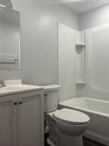 218 Bronx Ave 1, West View, PA 15229