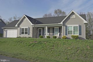 219 TRIFECTA TRL, Martinsburg, WV 25404